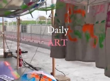 穿戴甲雨伞摆摊有维集市 VITAPARK X BIUBIUTI